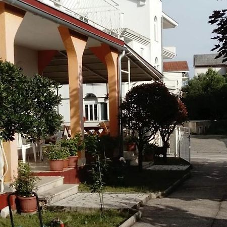 Haus Silvia Hotel Jadranovo Luaran gambar
