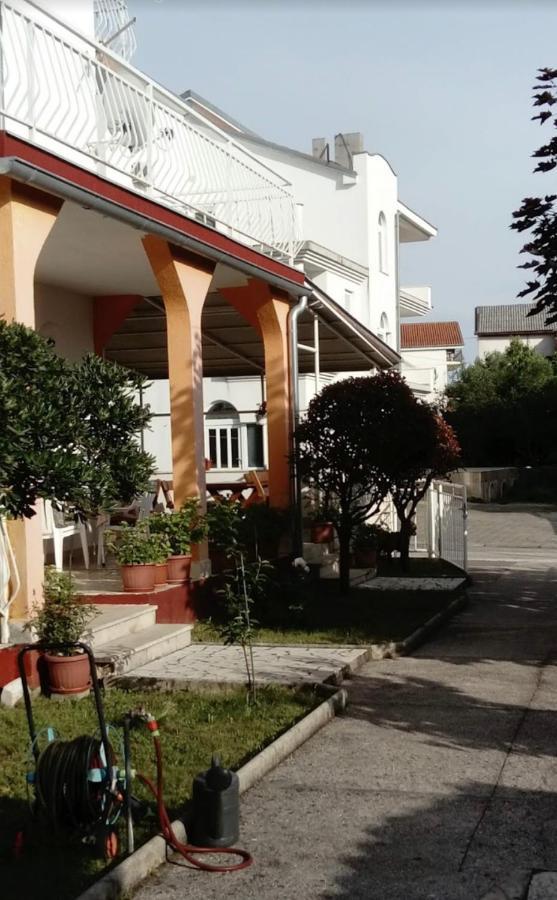Haus Silvia Hotel Jadranovo Luaran gambar